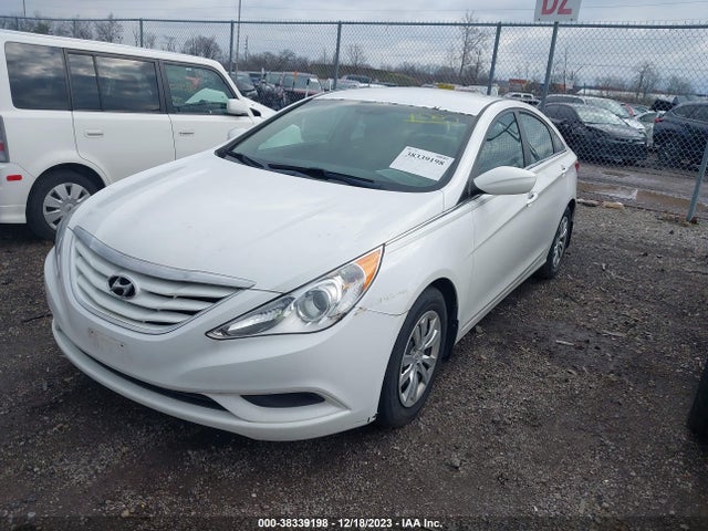 2013 HYUNDAI SONATA GLS VIN: 5NPEB4AC6DH569282