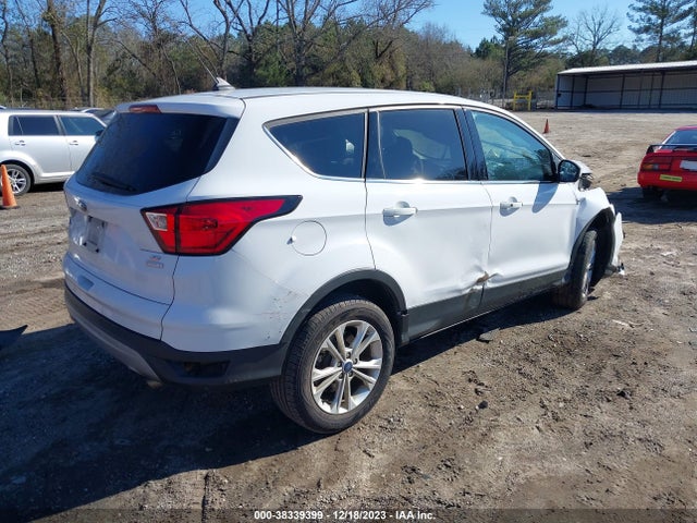 2019 FORD ESCAPE SE VIN: 1FMCU0GD6KUA10923