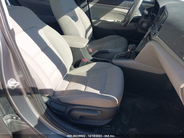 2018 HYUNDAI ELANTRA SEL VIN: 5NPD84LF0JH307898