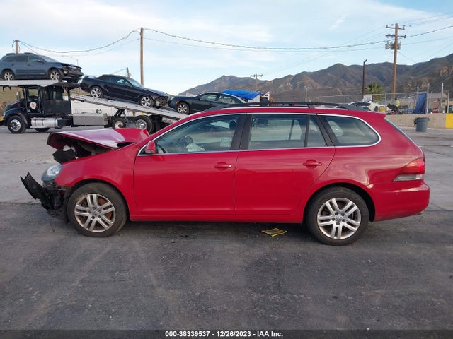 2010 VOLKSWAGEN JETTA TDI VIN: 3VWPL7AJ5AM692371