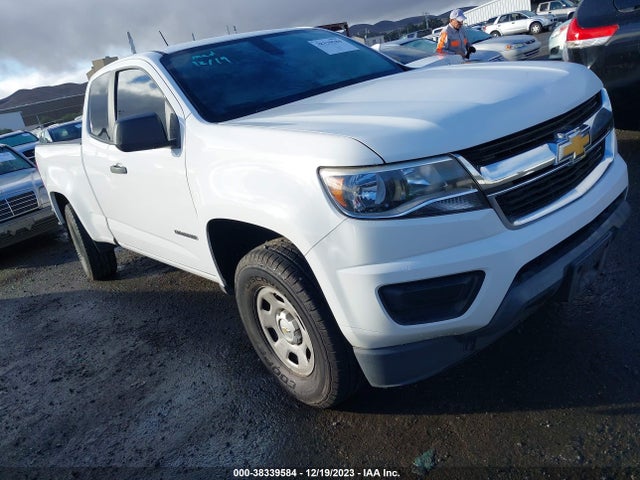 2015 1GCHSAEA1F1188275 main image
