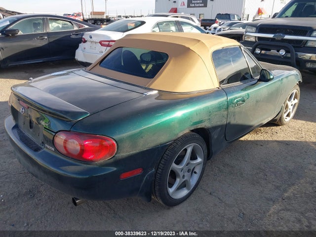 2002 MAZDA MX-5 MIATA CLOTH/LS/SE VIN: JM1NB353020223971