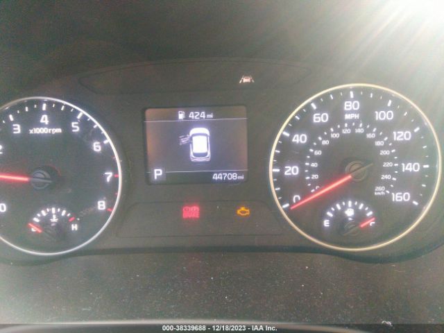 KNDEU2AA3M7043063 KIA SELTOS S