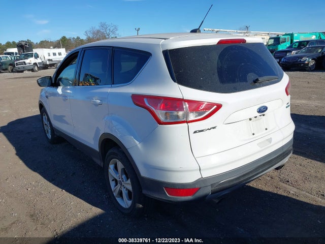 1FMCU9GX7EUD38029 Ford ESCAPE SE