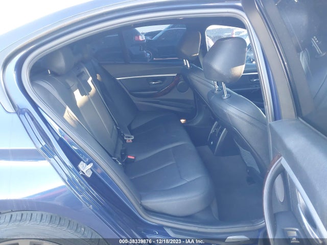 BMW 328i Xdrive 2016 WBA8E3C57GK503162 Image 8