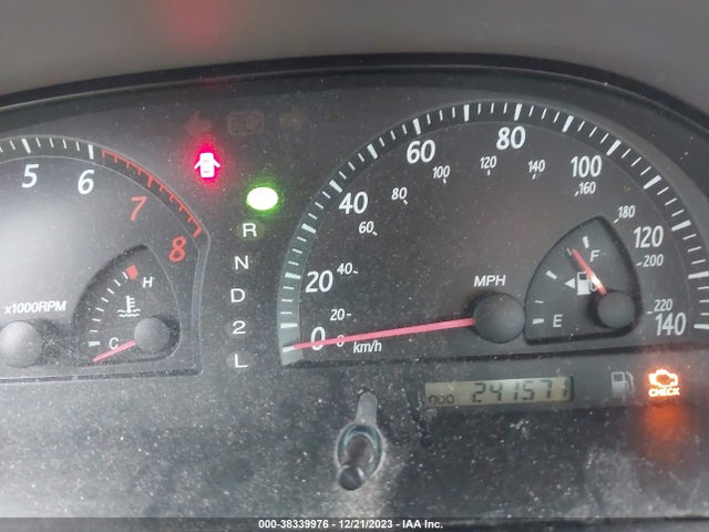 2002 TOYOTA CAMRY LE VIN: 4T1BF32K12U539077