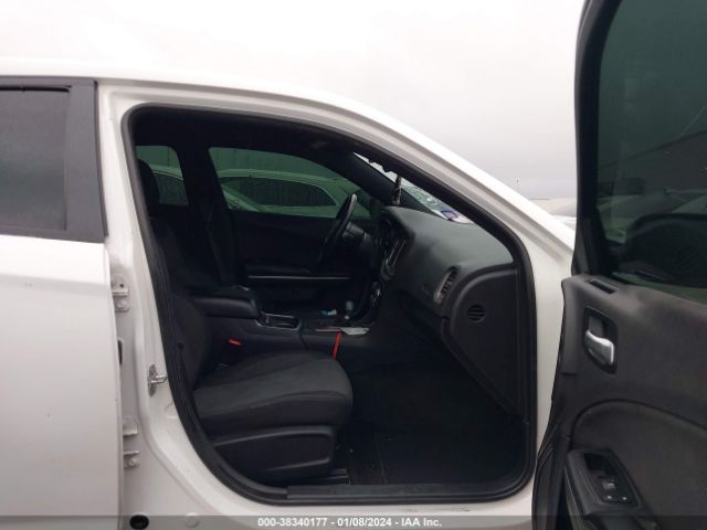 2C3CDXBG3GH105033 Dodge Charger Se