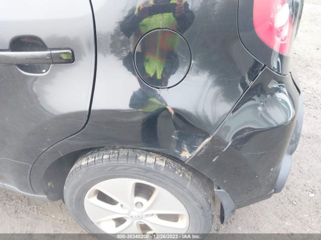 KNDJN2A21G7249703 KIA Soul !