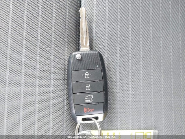KIA FORTE LX 2017 3KPFL4A72HE053547 Image 11