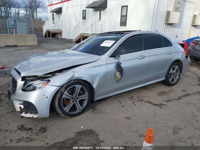 WDDZF4KB7JA371203 Mercedes-Benz E 300 4matic