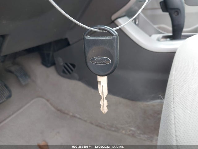 2010 FORD FOCUS S VIN: 1FAHP3EN3AW164433