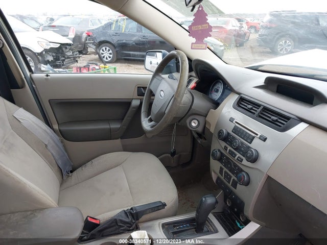 2010 FORD FOCUS S VIN: 1FAHP3EN3AW164433