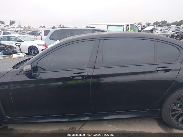 BMW 740I 2020 WBA7T2C02LCD34692 Image 14