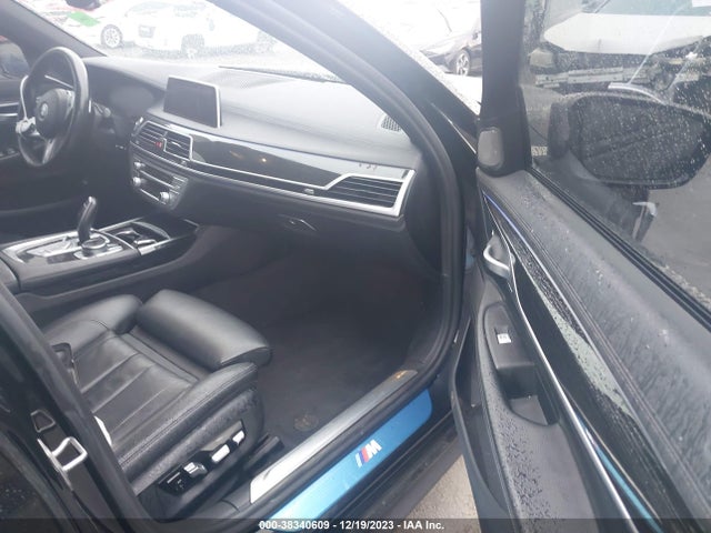 BMW 740I 2020 WBA7T2C02LCD34692 Image 5