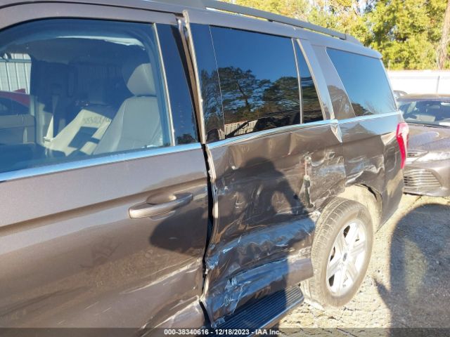 1FMJU1HT7KEA71551 Ford Expedition Xlt