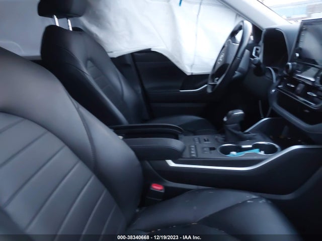2020 TOYOTA HIGHLANDER XLE VIN: 5TDGZRBH2LS513473