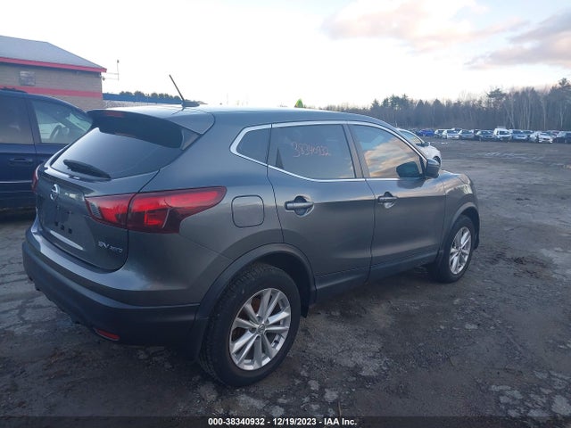 JN1BJ1CRXJW289718 Nissan Rogue Sport S/sl/sv