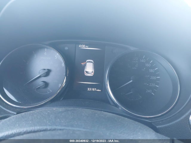 JN1BJ1CRXJW289718 Nissan Rogue Sport S/sl/sv