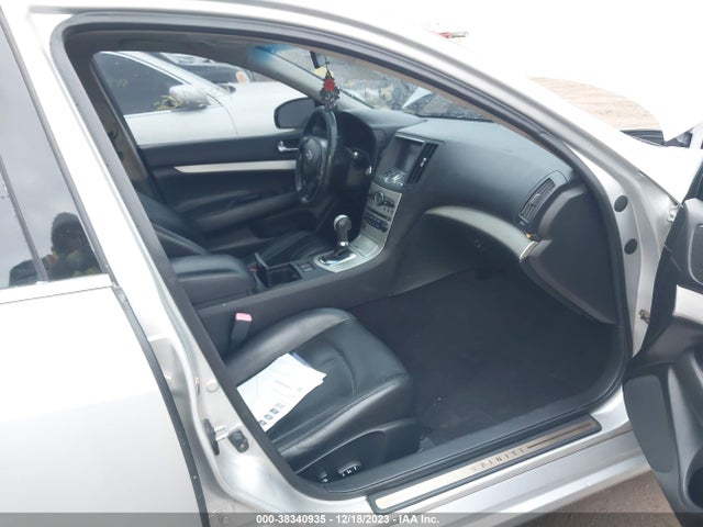 2007 INFINITI G35X VIN: JNKBV61F87M804550
