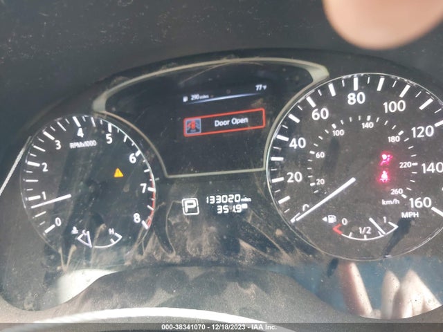 2014 Nissan Pathfinder S მანქანა იყიდება აუქციონზე, vin: 5N1AR2MN8EC710969, აუქციონის ნომერი: 38341070