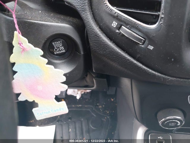 2017 JEEP NEW COMPASS SPORT FWD VIN: 3C4NJCAB3HT672590