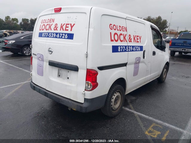 2015 NISSAN NV200 S VIN: 3N6CM0KN4FK708440