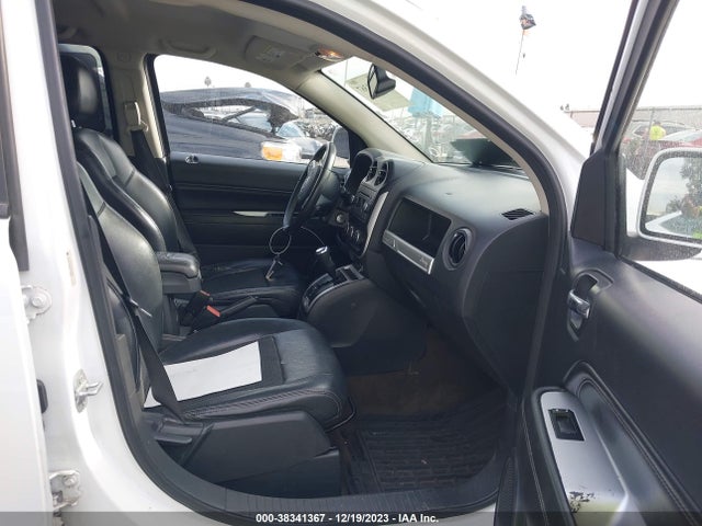 2016 JEEP COMPASS LATITUDE VIN: 1C4NJCEA6GD640349
