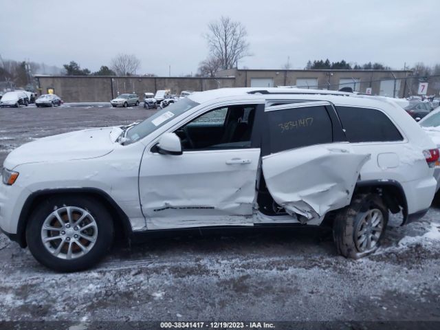1C4RJFAG2MC777593 Jeep Grand Cherokee Laredo E 4x4