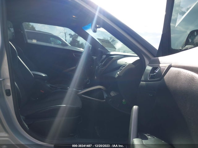 2013 HYUNDAI VELOSTER BASE W/BLACK VIN: KMHTC6AD3DU143530