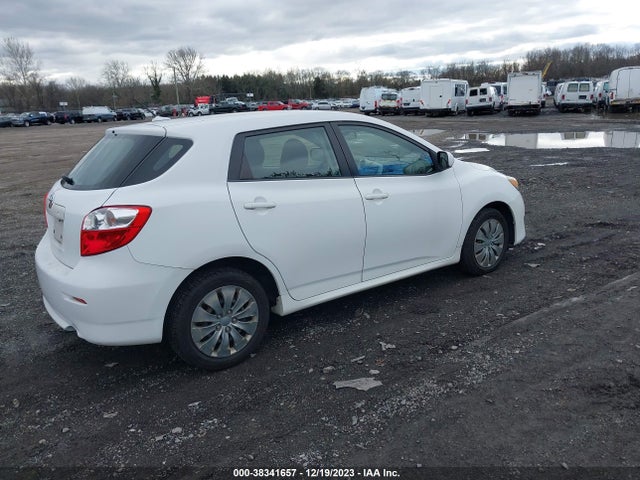 2009 TOYOTA MATRIX VIN: 2T1KU40E09C088857