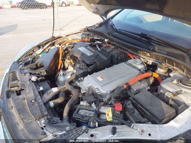 1HGCR6F76FA007615 Honda Accord Hybrid Touring