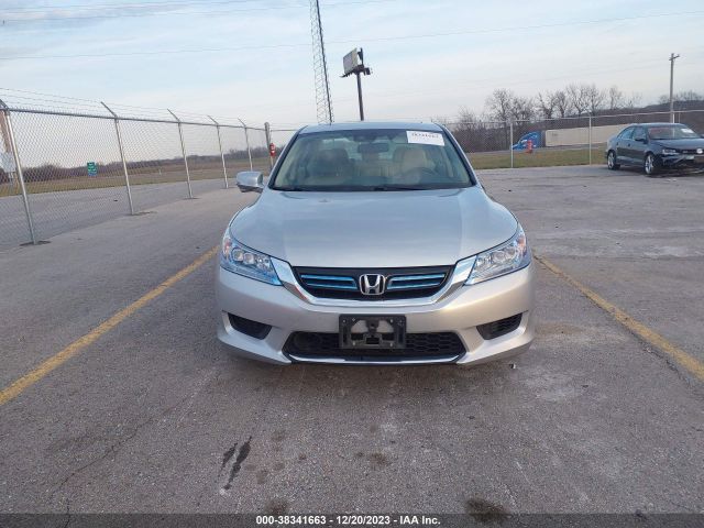 1HGCR6F76FA007615 Honda Accord Hybrid Touring