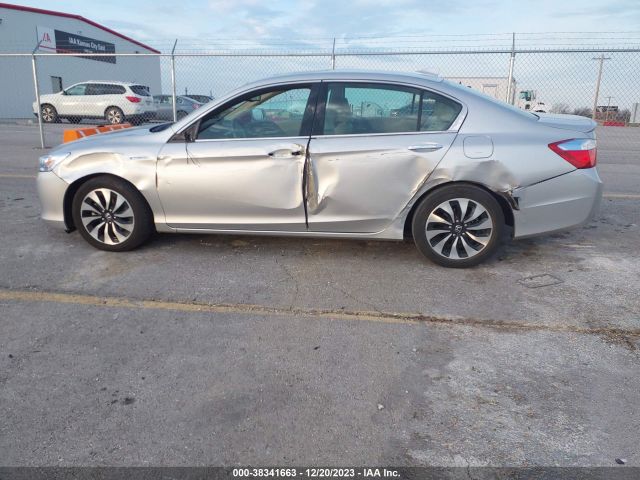 1HGCR6F76FA007615 Honda Accord Hybrid Touring
