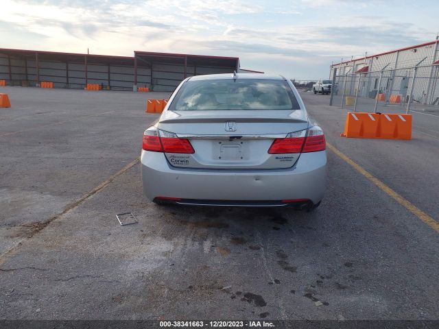 1HGCR6F76FA007615 Honda Accord Hybrid Touring