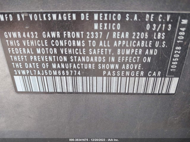2013 VOLKSWAGEN JETTA SPORTWAGEN 2.0L TDI VIN: 3VWPL7AJ5DM669774