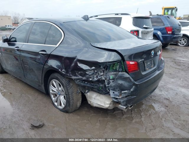 WBA5A7C56FD624905 BMW 528i Xdrive