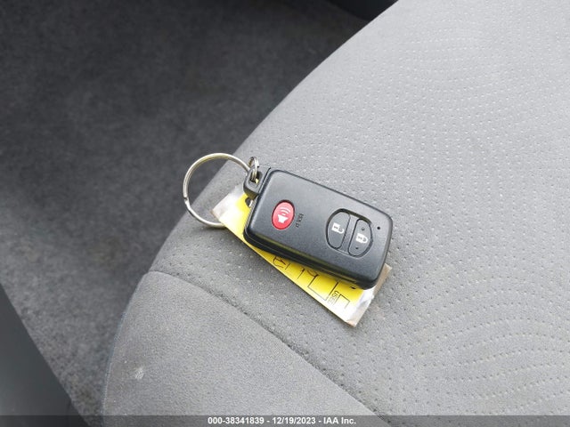 38341839 :رقم المزاد ، JTDKN3DU1A0075686 vin ، 2010 Toyota Prius Iii مزاد بيع