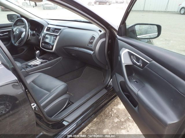 1N4AL3AP6JC275256 Nissan Altima 2.5 Sr