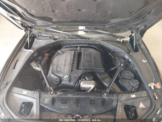 BMW 535i Xdrive 2014 WBA5B3C53ED532817 Image 10
