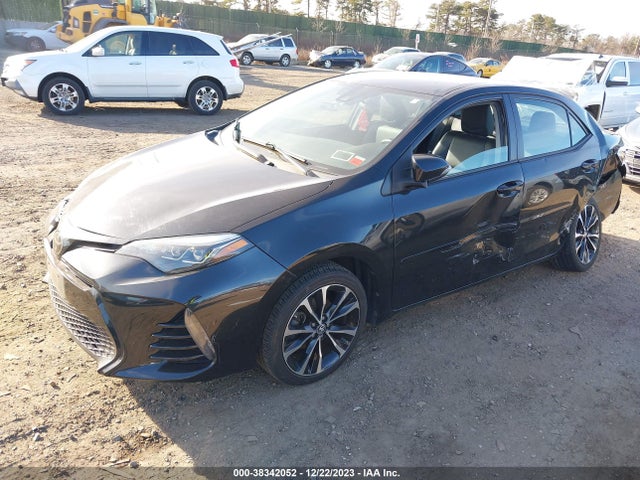 Toyota COROLLA SE 2018 2T1BURHE7JC018777 Image 2