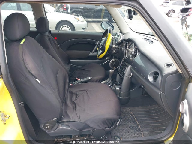 2005 MINI COOPER WMWRC33495TJ65417 Photo 4