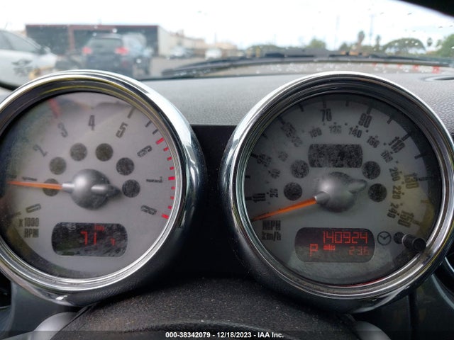 2005 MINI COOPER WMWRC33495TJ65417 Photo 6