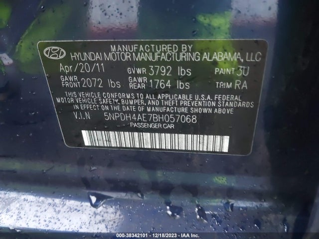 2011 HYUNDAI ELANTRA GLS VIN: 5NPDH4AE7BH057068