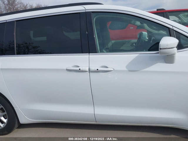 Chrysler Pacifica Touring L 2022 2C4RC1BG4NR142749 Image 13