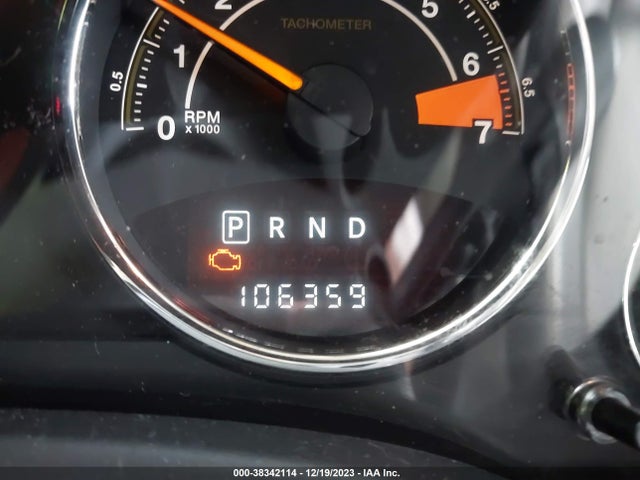 2015 JEEP COMPASS LATITUDE VIN: 1C4NJDEB8FD207399