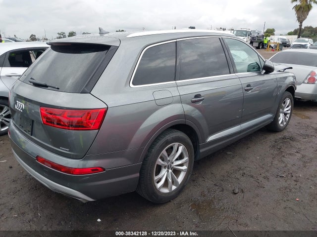 WA1AHAF75HD045988 Audi Q7 2.0t Premium
