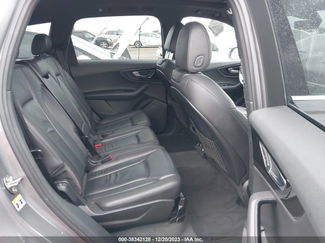 WA1AHAF75HD045988 Audi Q7 2.0t Premium
