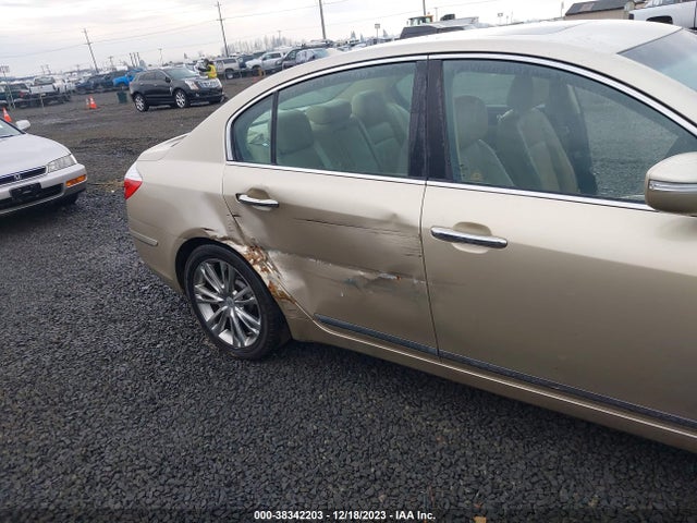 2011 HYUNDAI GENESIS 4.6 VIN: KMHGC4DFXBU118401