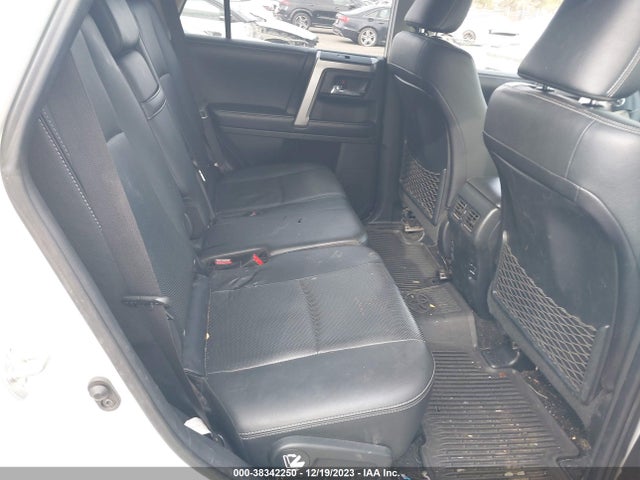 Toyota 4runner Limited 2018 JTEBU5JR2J5605743 Image 8
