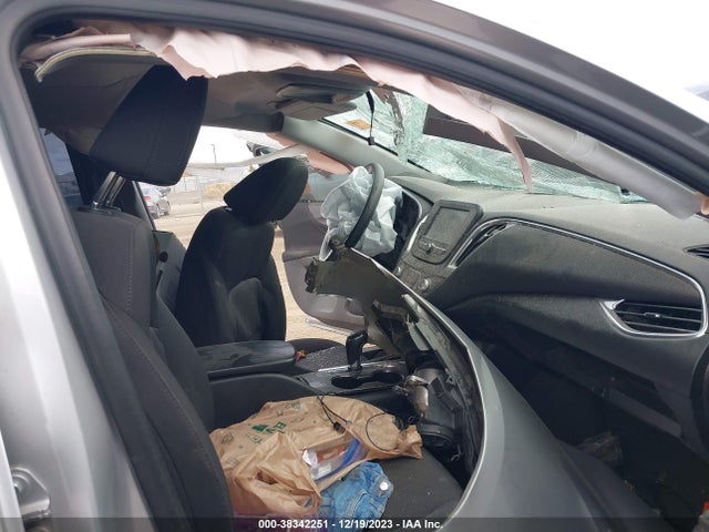 Chevrolet MALIBU LT 2018 1G1ZD5STXJF159048 Image 5